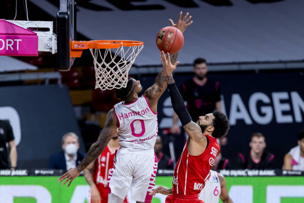 比如在候机 比如在候机