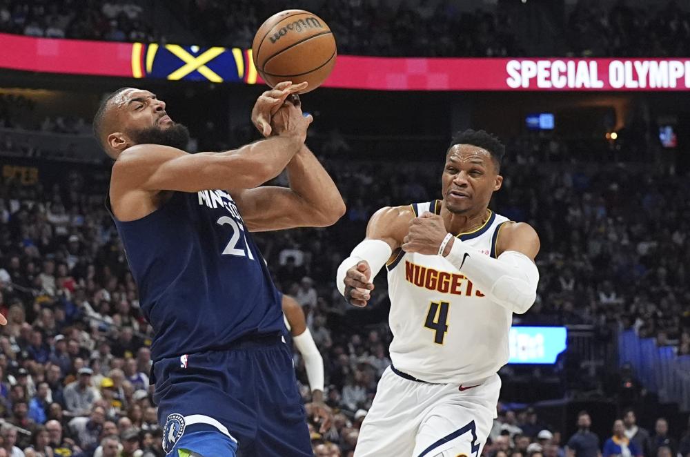 错失罚球错 错失罚球错